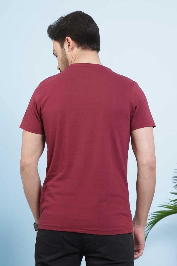 T SHIRT ROUND NECK MAROON - Image 3