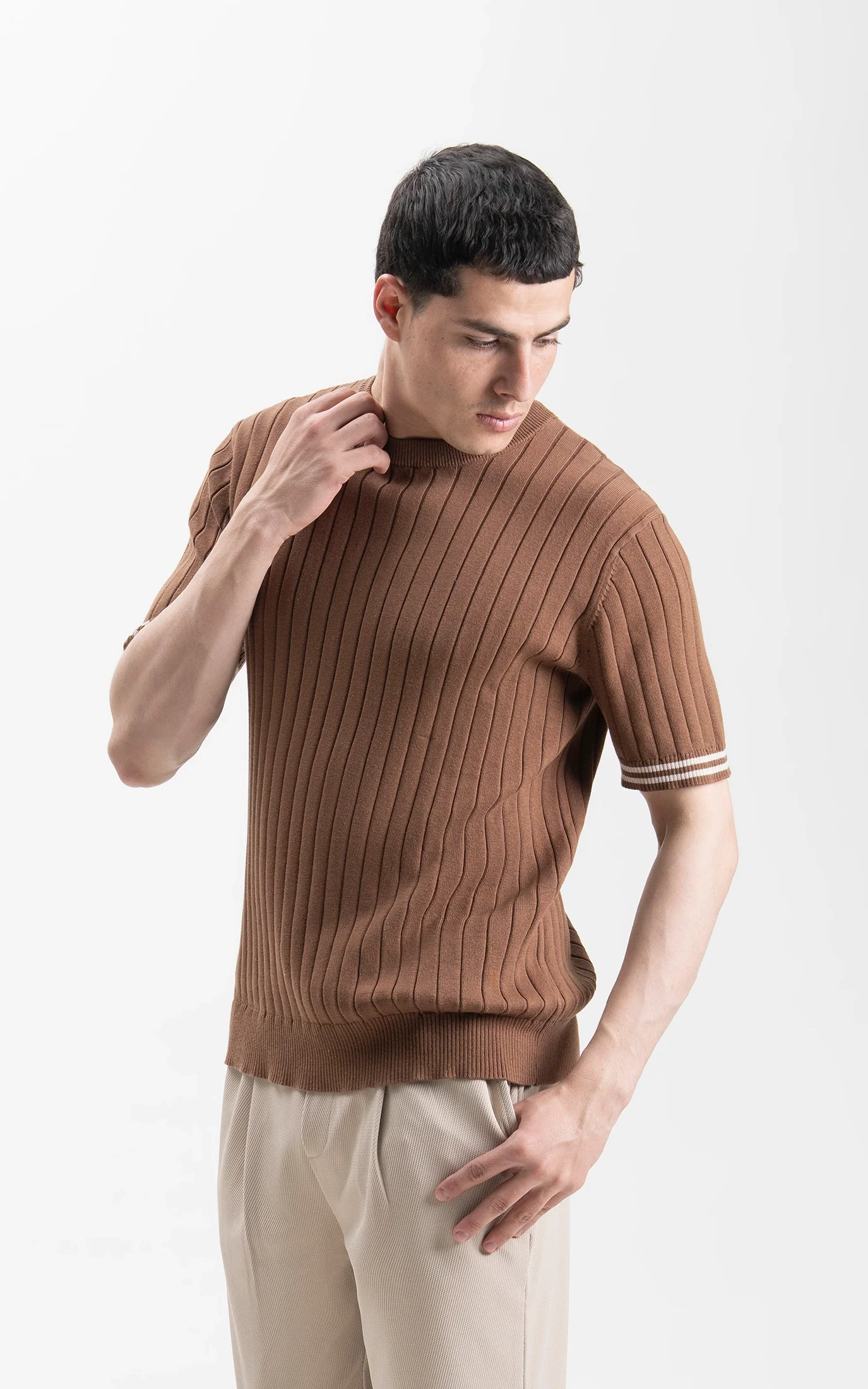 SWEATER KNIT SELF STRIPED CREW  NECK T SHIRT BROWN - Image 3